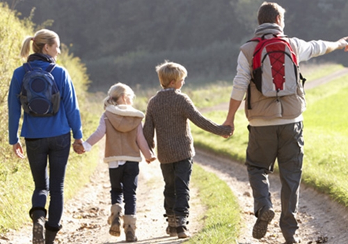 Gezellig met de hele familie Dauwstappen op Hemelvaartsdag.